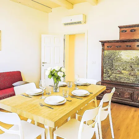 Apartment Casa Lara By Interhome